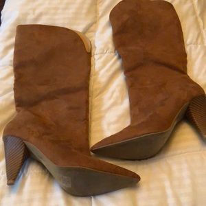Western style Express boots, only worn twice!